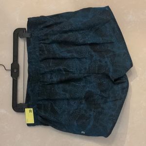 NWT Athletic lined running shorts with zipper & pockets